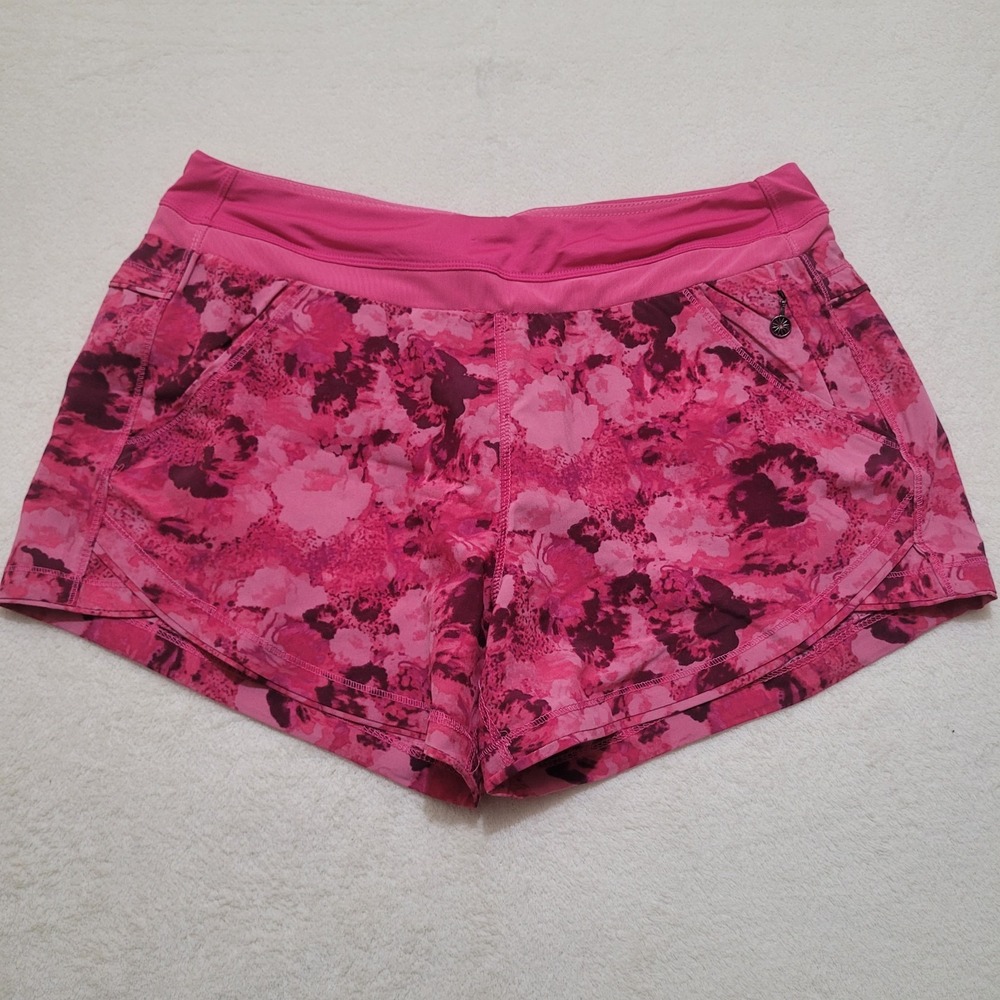 Women's Tangerine Shorts Size Medium Pink Camo